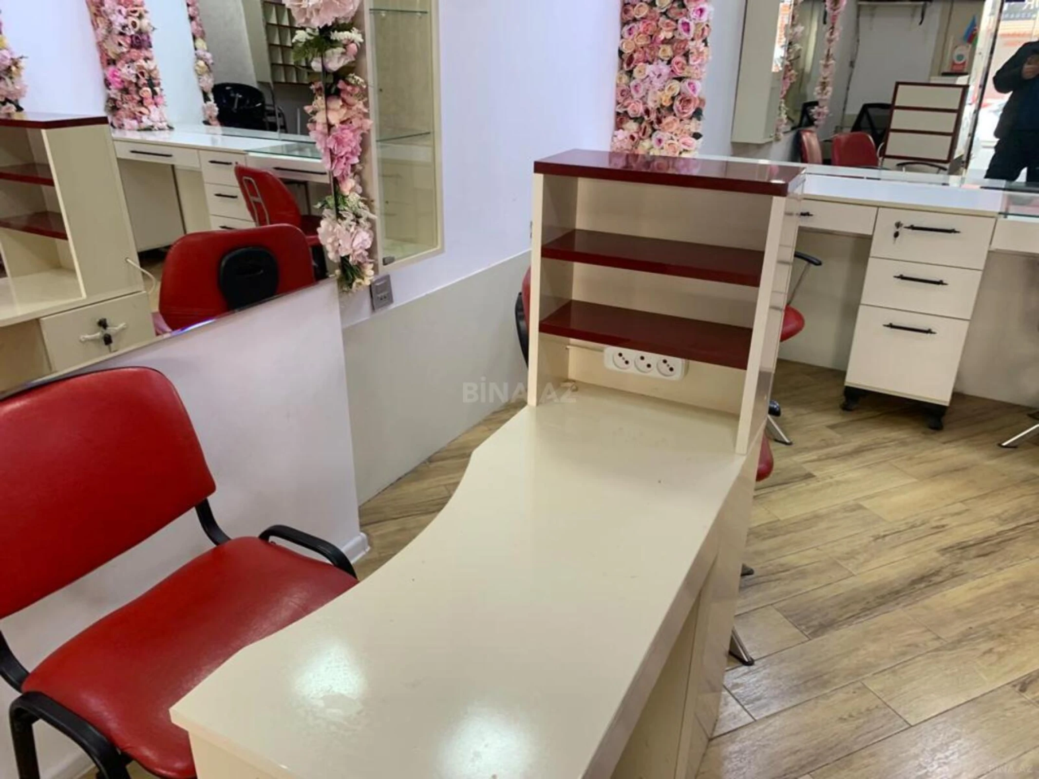 Satılır obyekt 40 m²