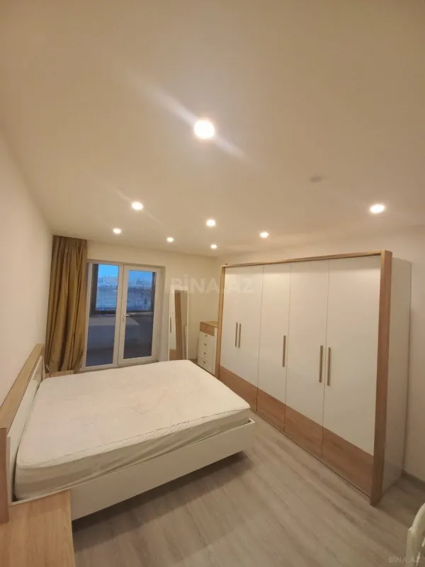 Kirayə verilir 2 otaqlı mənzil 70 m²