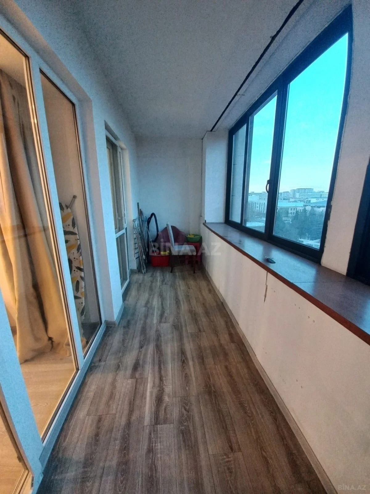 Kirayə verilir 2 otaqlı mənzil 70 m²