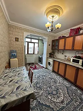 Satılır 3 otaqlı mənzil 80 m²