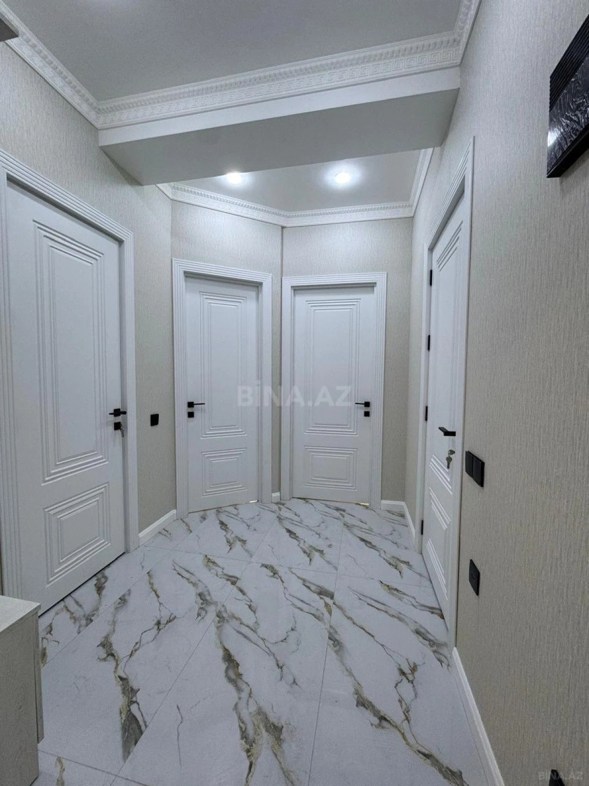 Satılır 2 otaqlı mənzil 60 m²