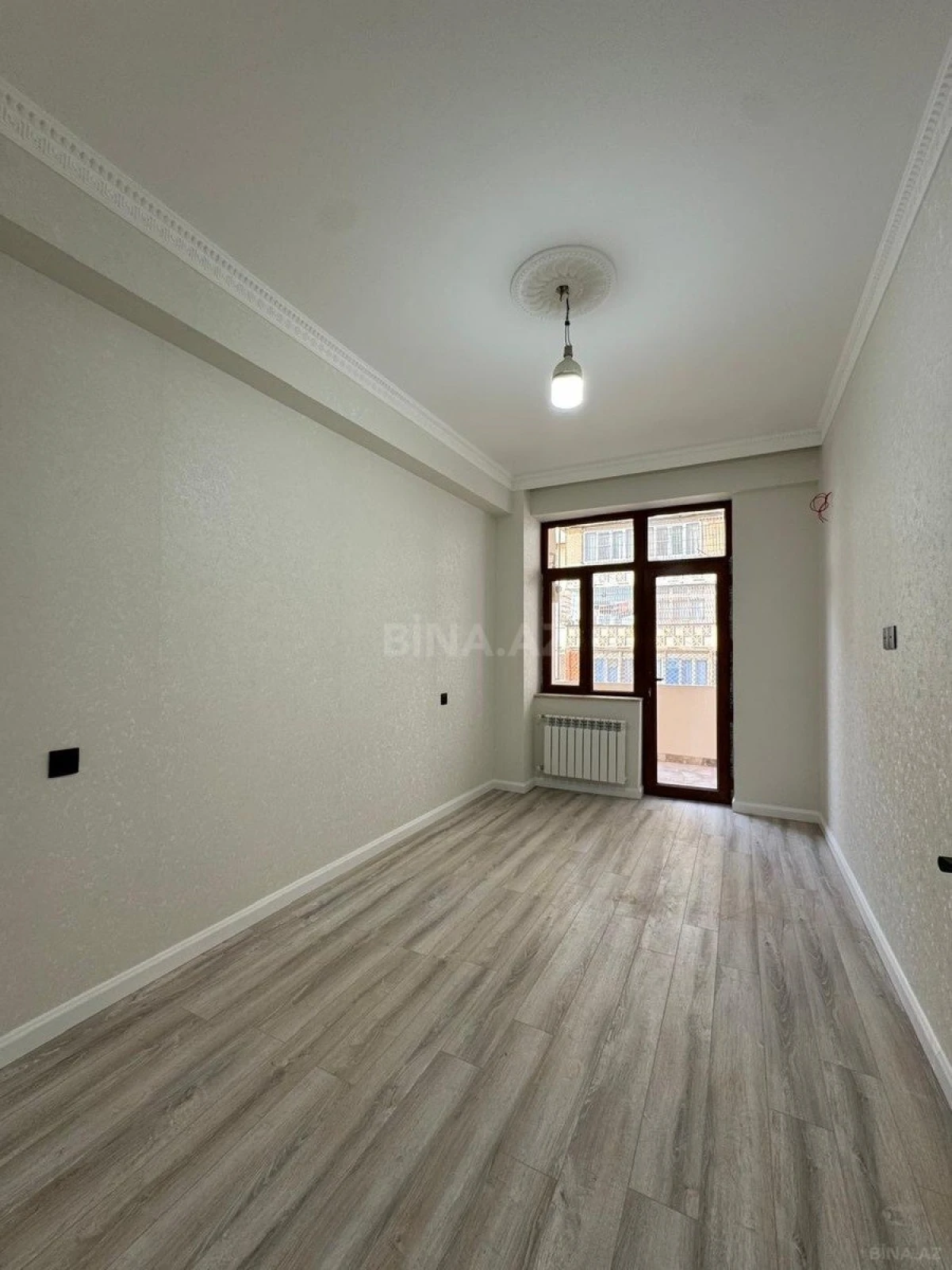 Satılır 2 otaqlı mənzil 60 m²