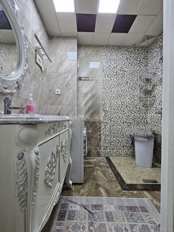 Satılır 4 otaqlı mənzil 167 m²