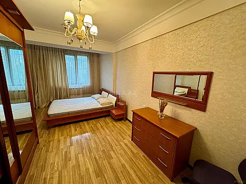 Kirayə verilir 3 otaqlı mənzil 100 m²