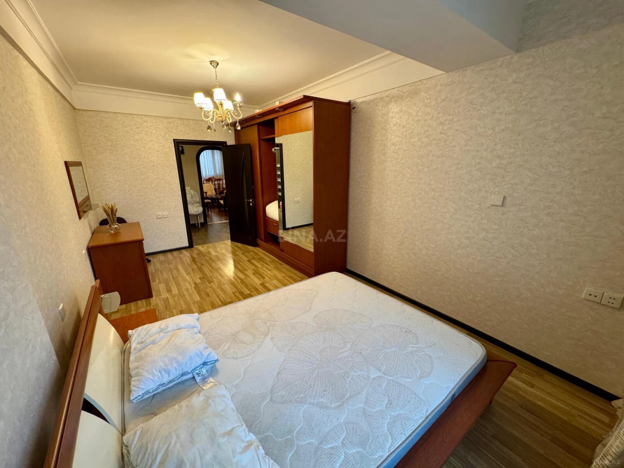 Kirayə verilir 3 otaqlı mənzil 100 m²