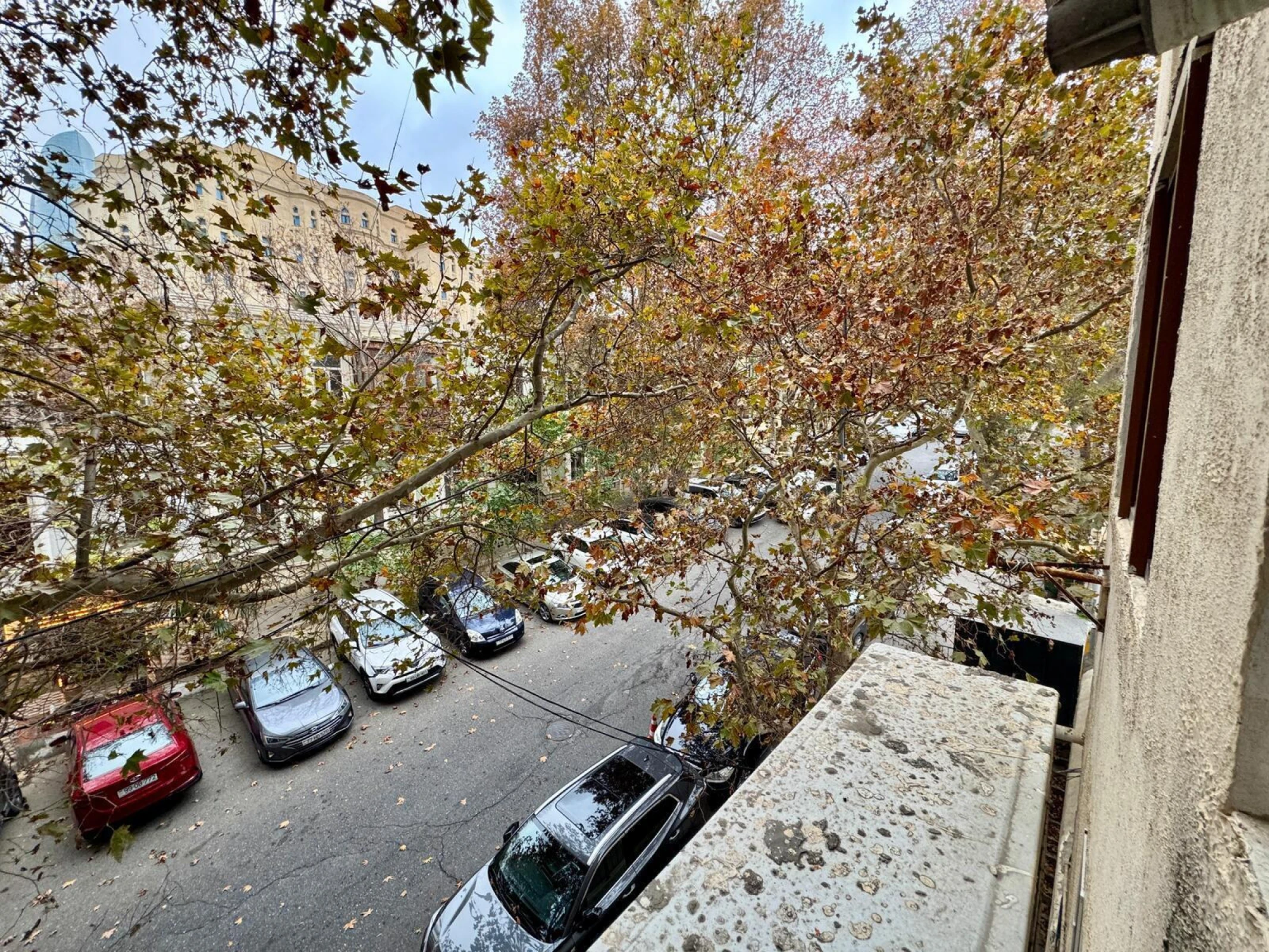 Kirayə verilir 3 otaqlı mənzil 100 m²