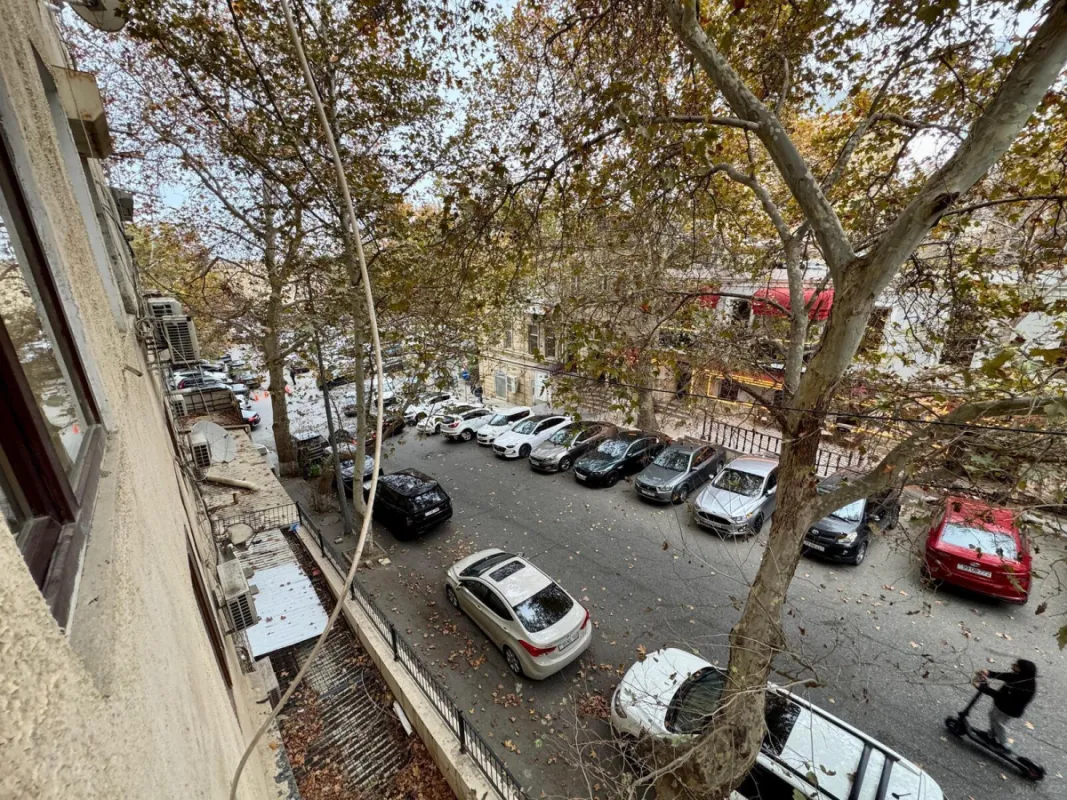 Kirayə verilir 3 otaqlı mənzil 100 m²