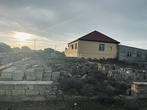 Satılır torpaq sahəsi 2 m²