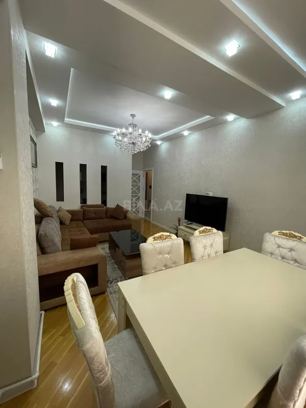 Kirayə verilir 2 otaqlı mənzil 60 m²