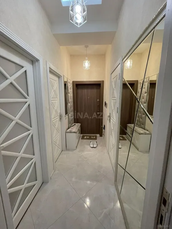 Kirayə verilir 2 otaqlı mənzil 60 m²