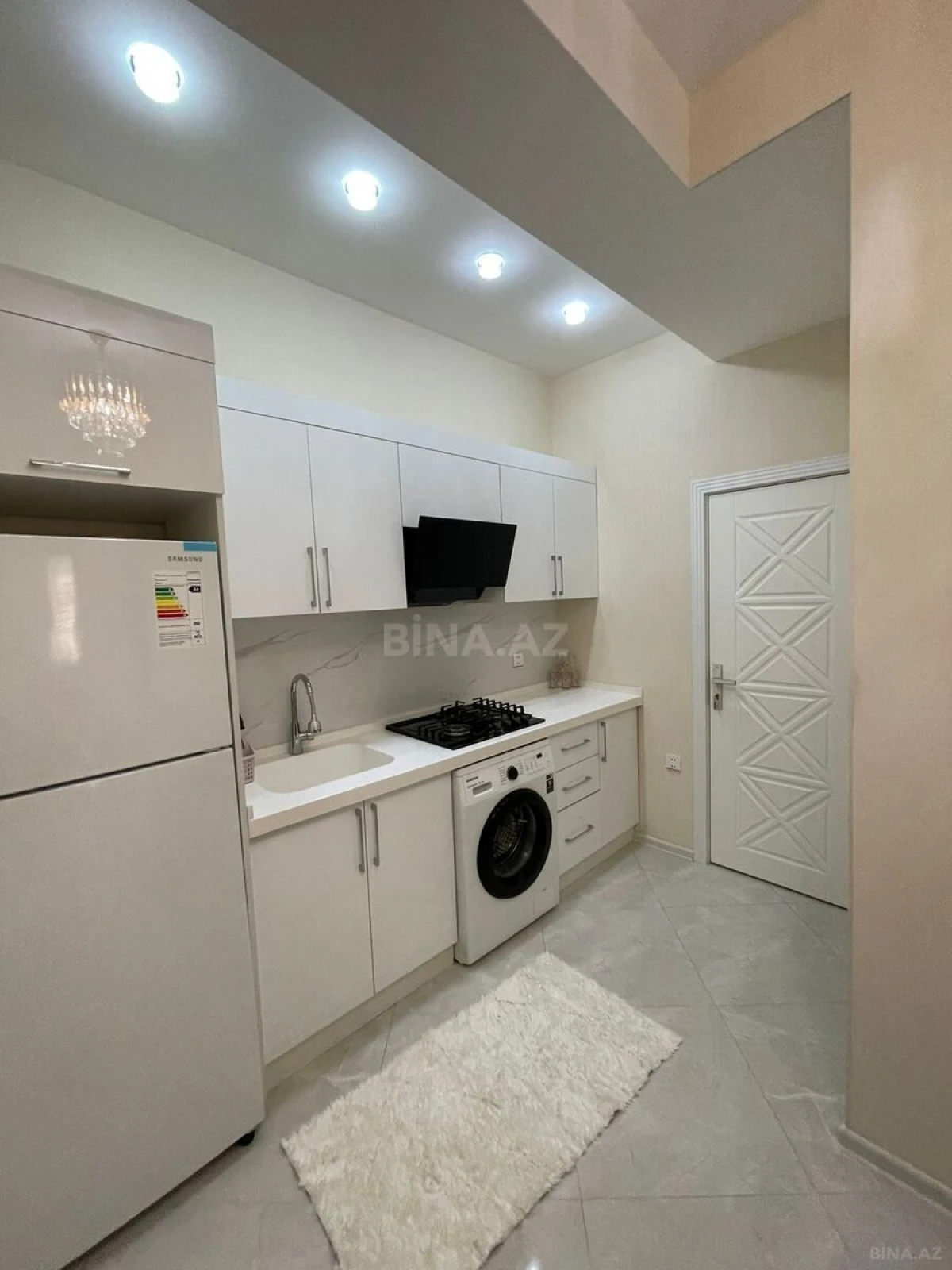 Kirayə verilir 2 otaqlı mənzil 60 m²