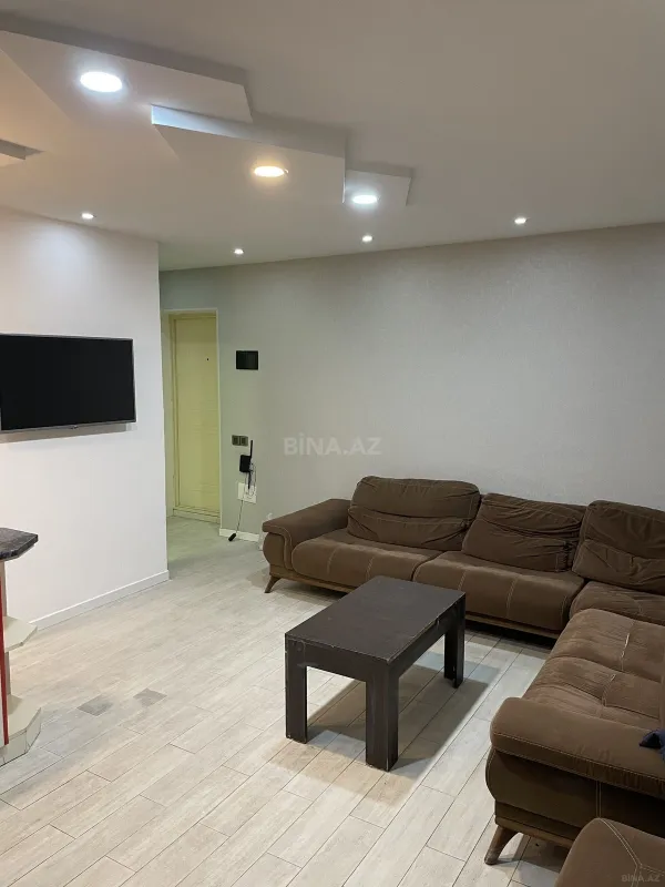 Kirayə verilir 2 otaqlı mənzil 45 m²