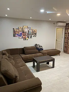 Kirayə verilir 2 otaqlı mənzil 45 m²