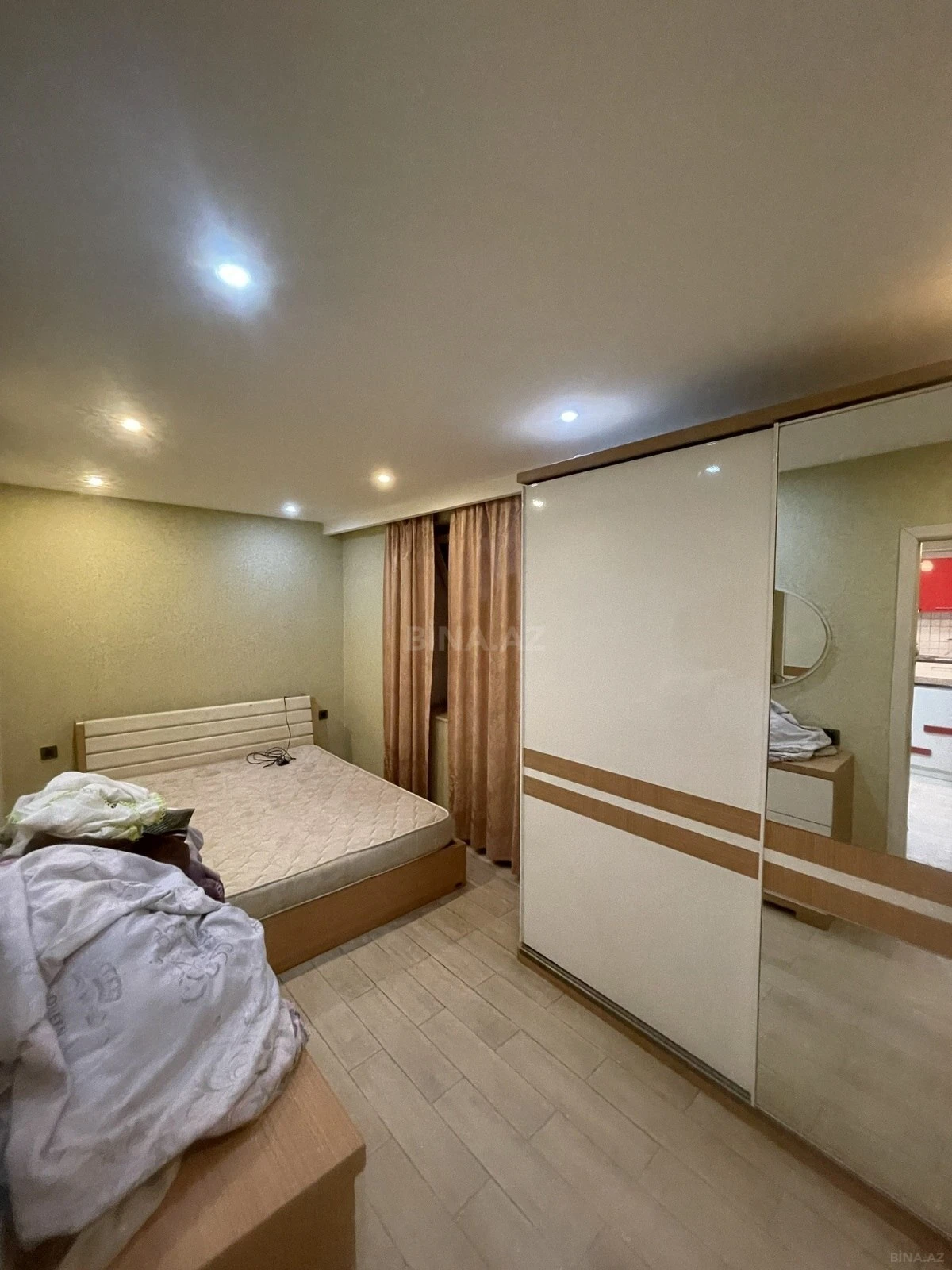 Kirayə verilir 2 otaqlı mənzil 45 m²