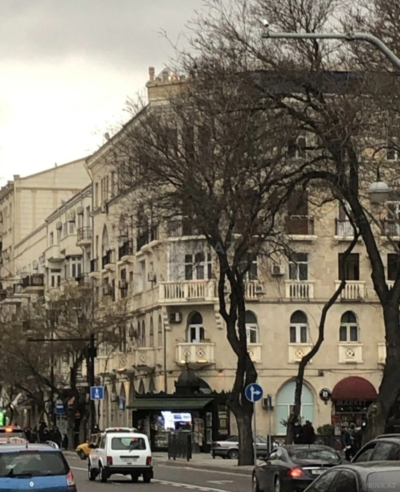 Satılır 2 otaqlı mənzil 65 m²