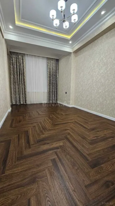 Satılır 3 otaqlı mənzil 110 m²