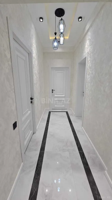 Satılır 3 otaqlı mənzil 110 m²