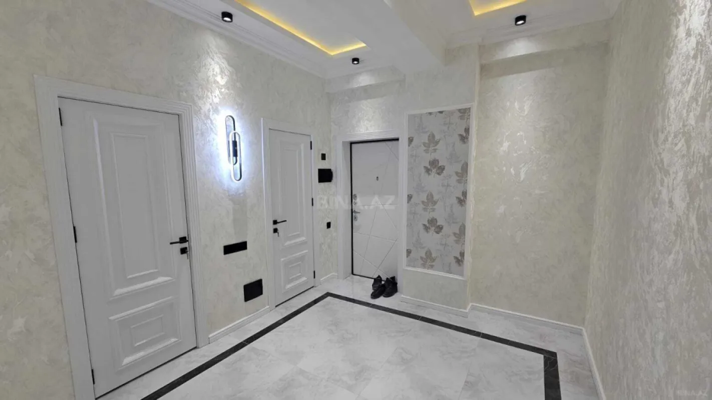 Satılır 3 otaqlı mənzil 110 m²