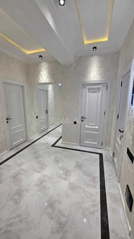 Satılır 3 otaqlı mənzil 110 m²