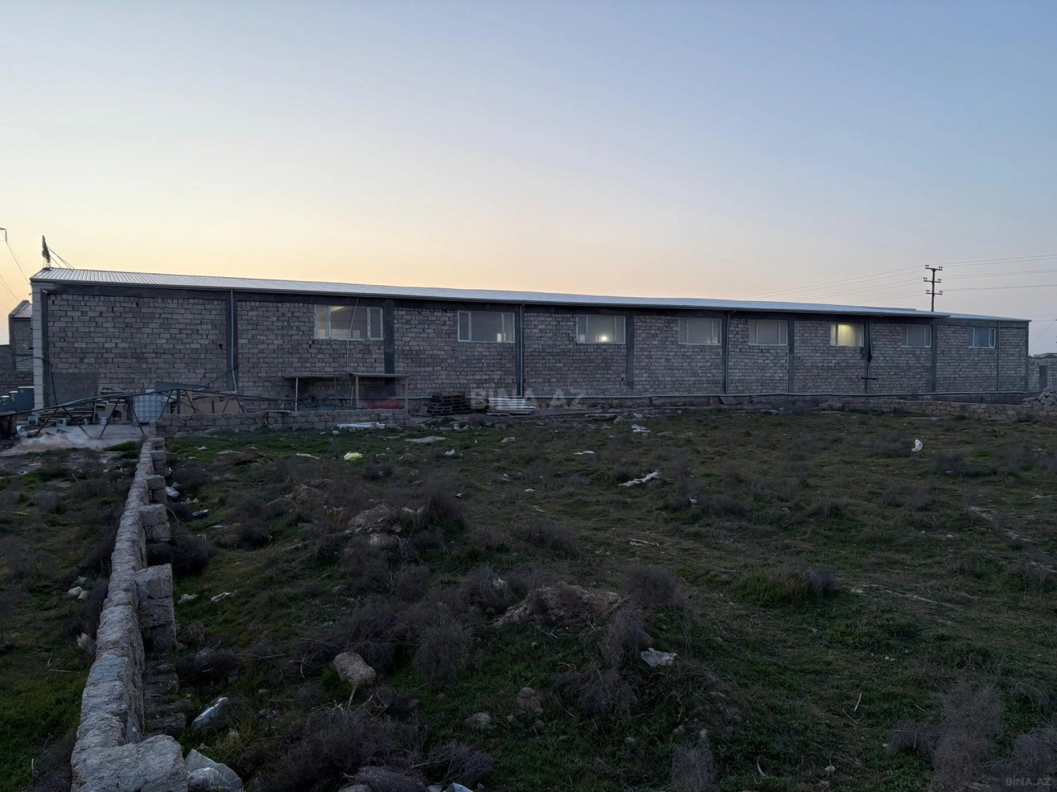 Kirayə verilir obyekt 1325 m²