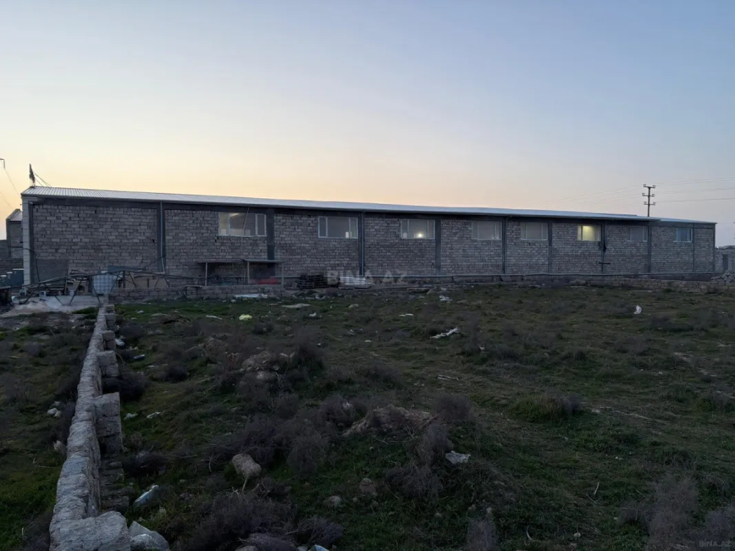 Kirayə verilir obyekt 1325 m²