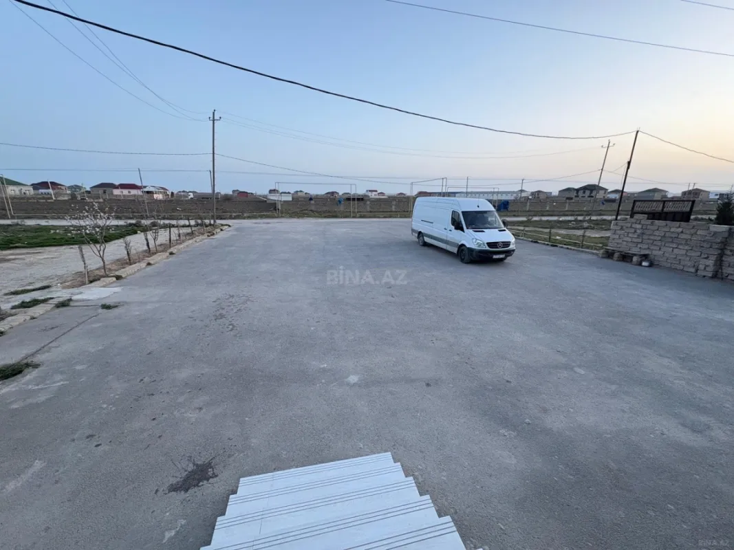 Kirayə verilir obyekt 1325 m²