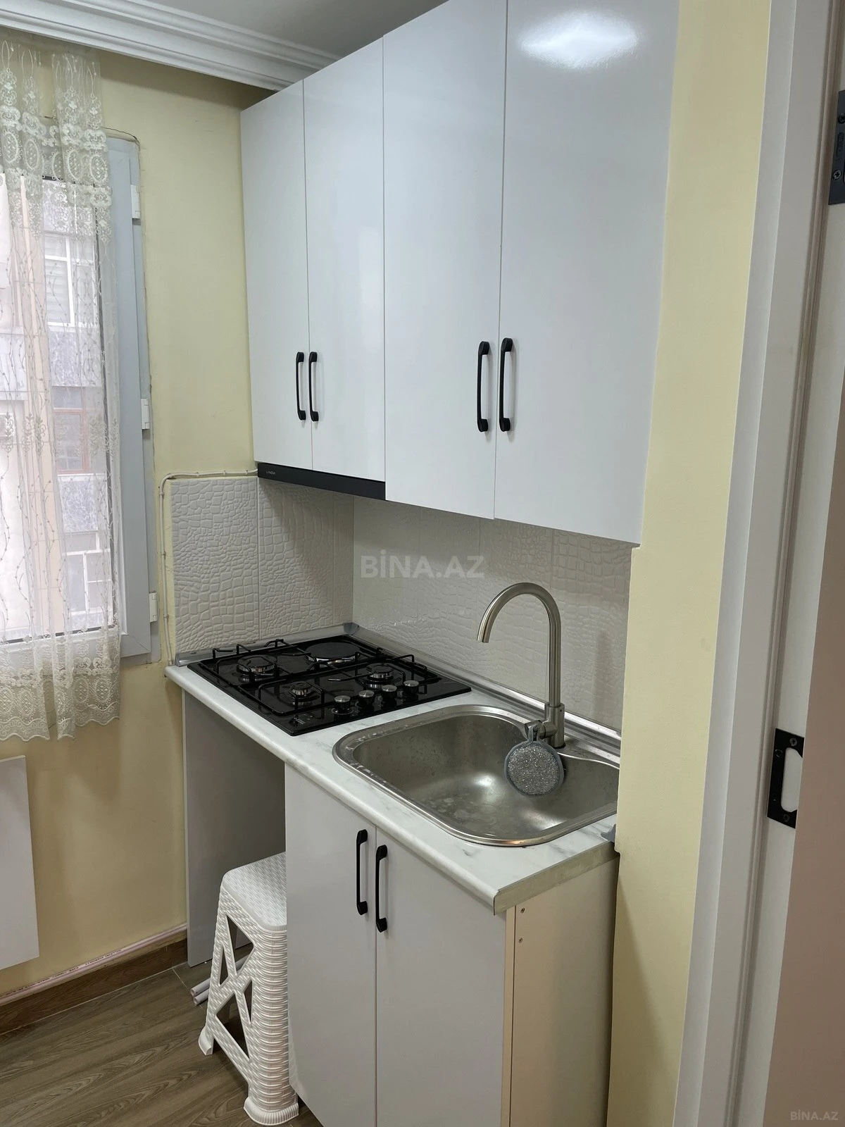 Kirayə verilir 2 otaqlı mənzil 35 m²