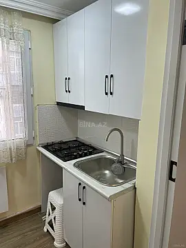 Kirayə verilir 2 otaqlı mənzil 35 m²