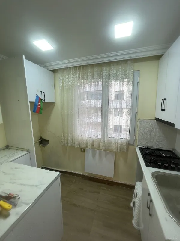 Kirayə verilir 2 otaqlı mənzil 35 m²