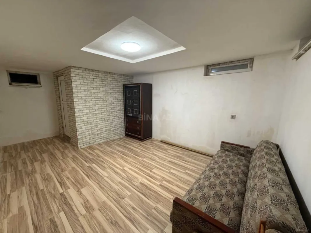 Satılır 5 otaqlı həyət evi 170 m²