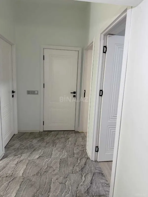 Satılır 5 otaqlı həyət evi 170 m²