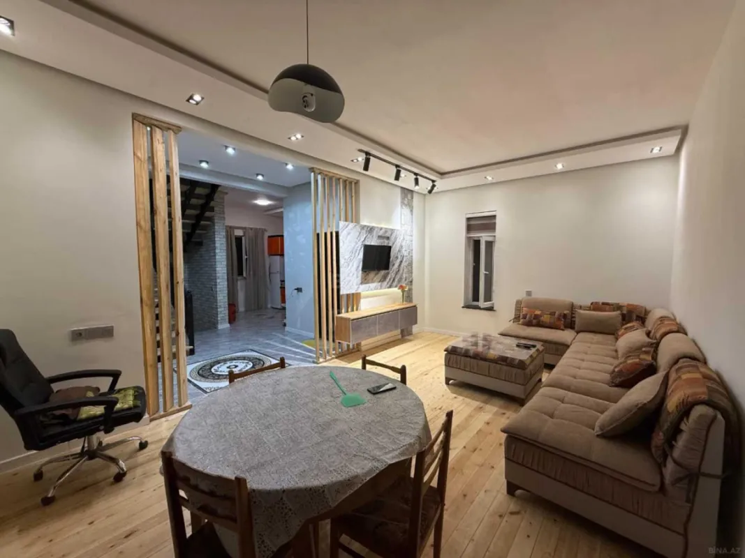 Satılır 5 otaqlı həyət evi 170 m²