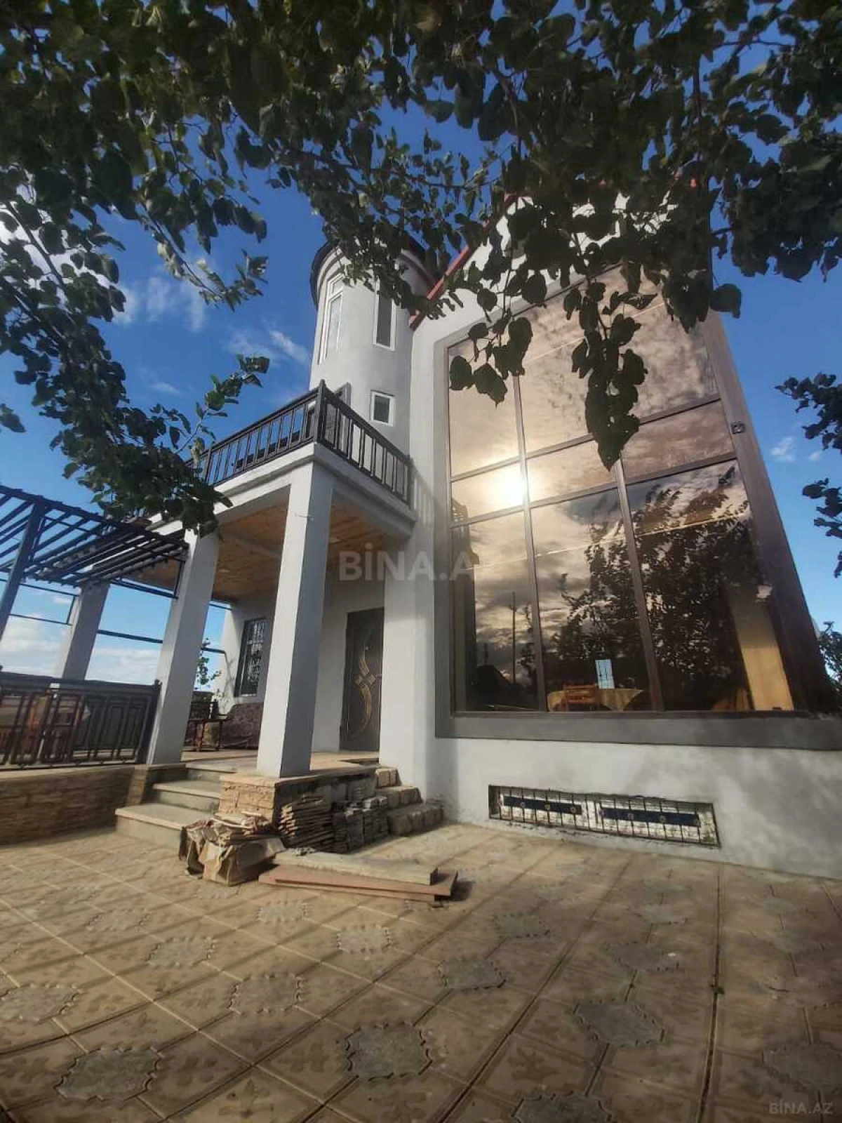 Satılır 5 otaqlı həyət evi 170 m²