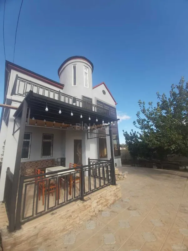 Satılır 5 otaqlı həyət evi 170 m²