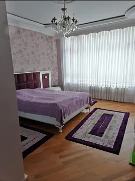 Kirayə verilir 3 otaqlı mənzil 150 m²