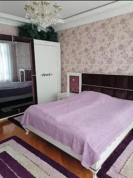 Kirayə verilir 3 otaqlı mənzil 150 m²