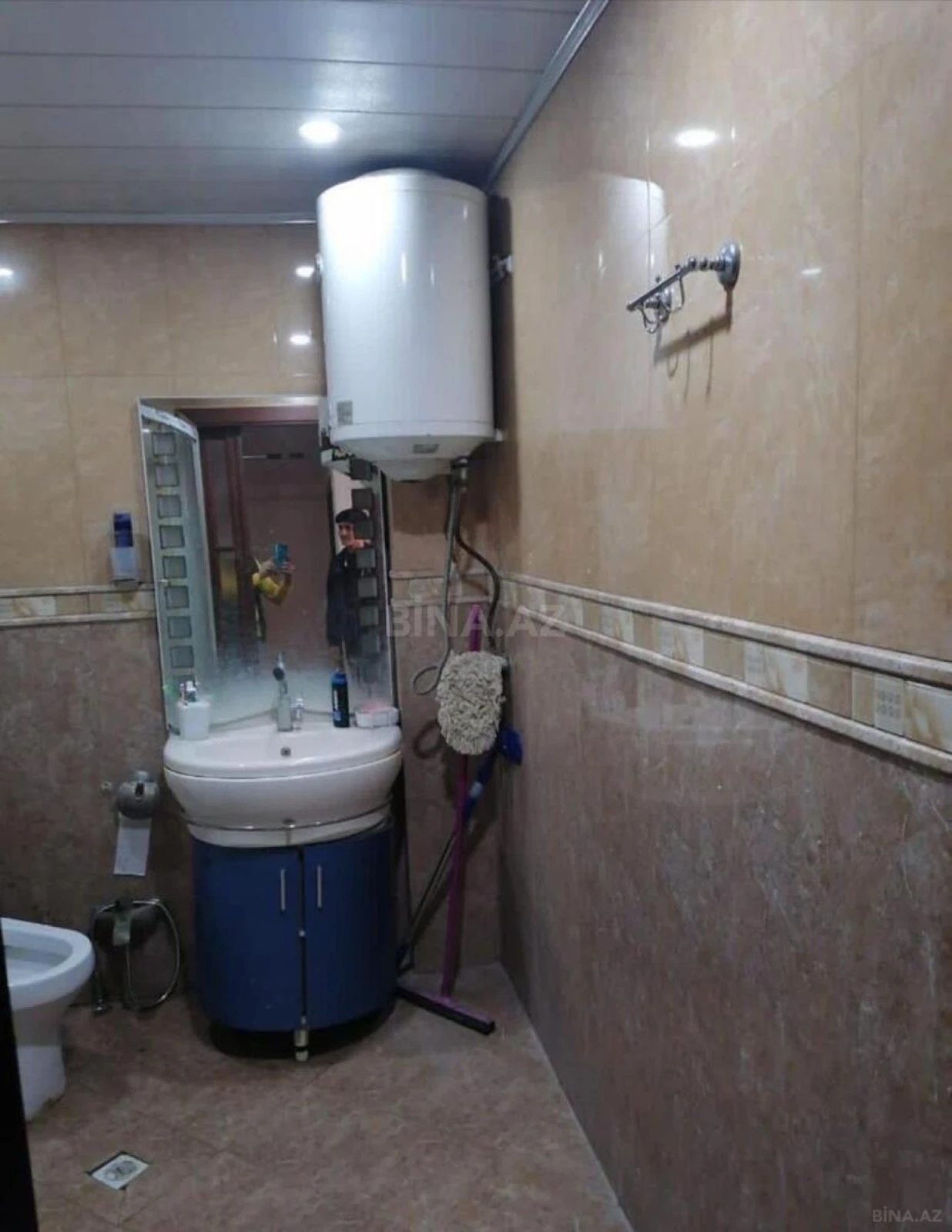 Kirayə verilir 3 otaqlı mənzil 150 m²