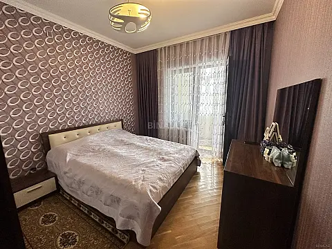Satılır 3 otaqlı mənzil 70 m²