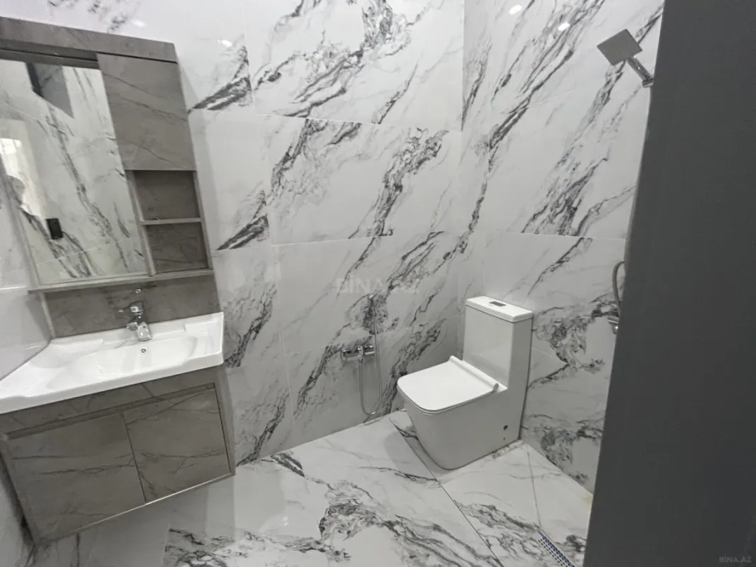 Satılır 4 otaqlı həyət evi 125 m²