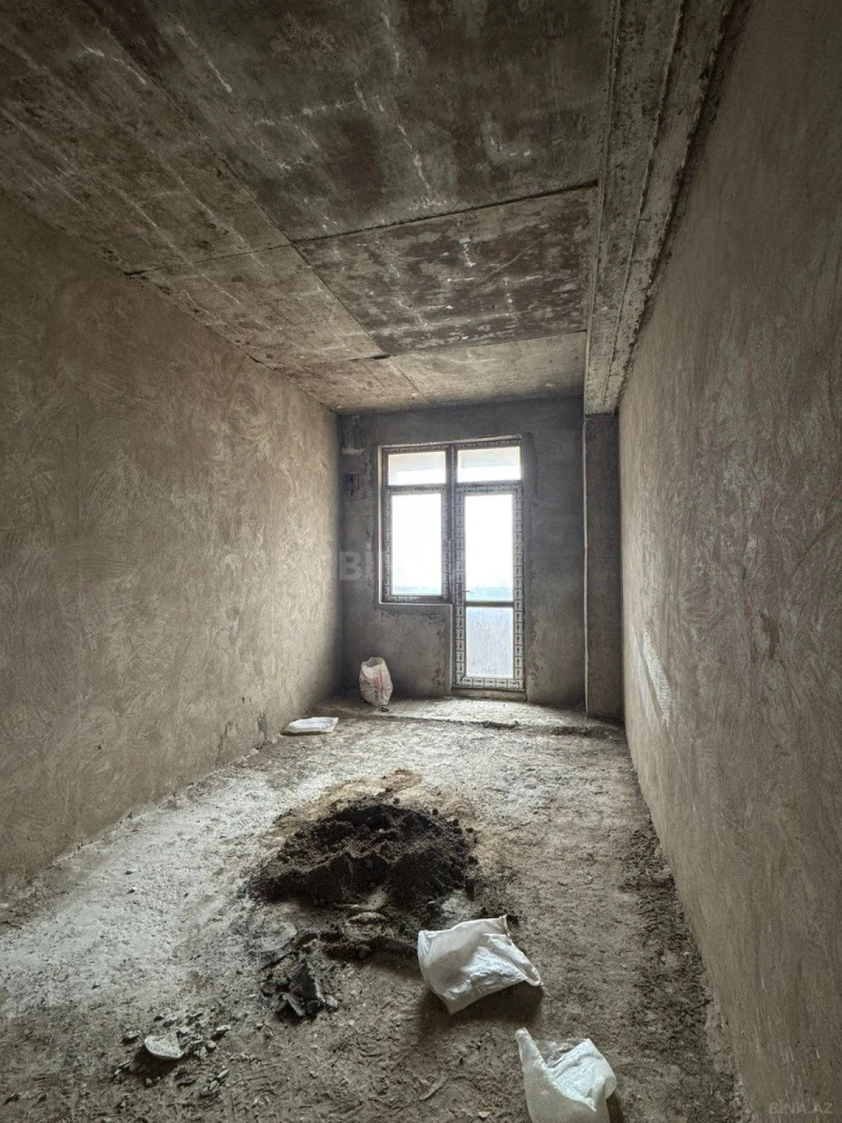 Satılır 2 otaqlı mənzil 107.4 m²