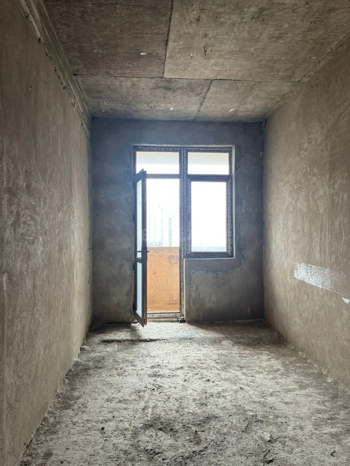 Satılır 2 otaqlı mənzil 107.4 m²