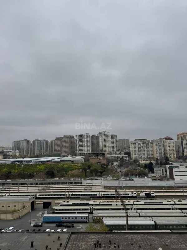Satılır 2 otaqlı mənzil 107.4 m²