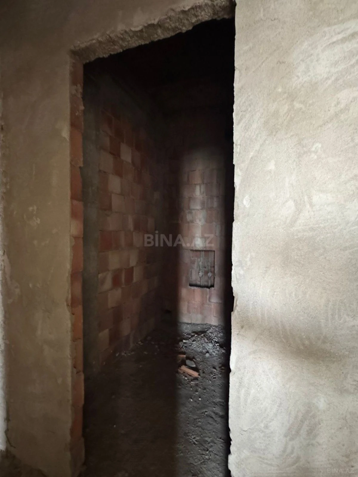 Satılır 2 otaqlı mənzil 107.4 m²