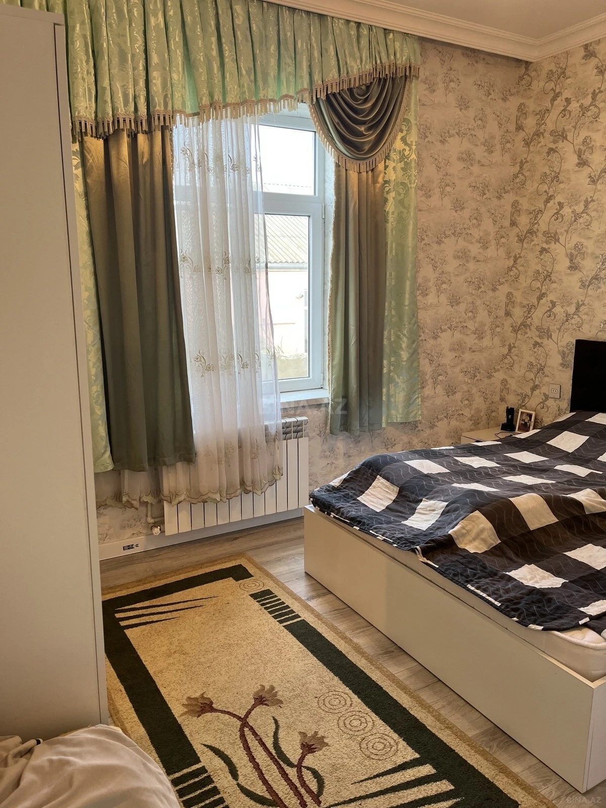 Satılır 4 otaqlı həyət evi 140 m²