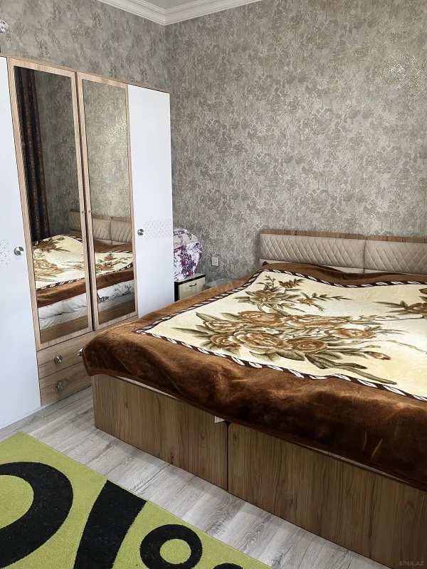 Satılır 4 otaqlı həyət evi 140 m²