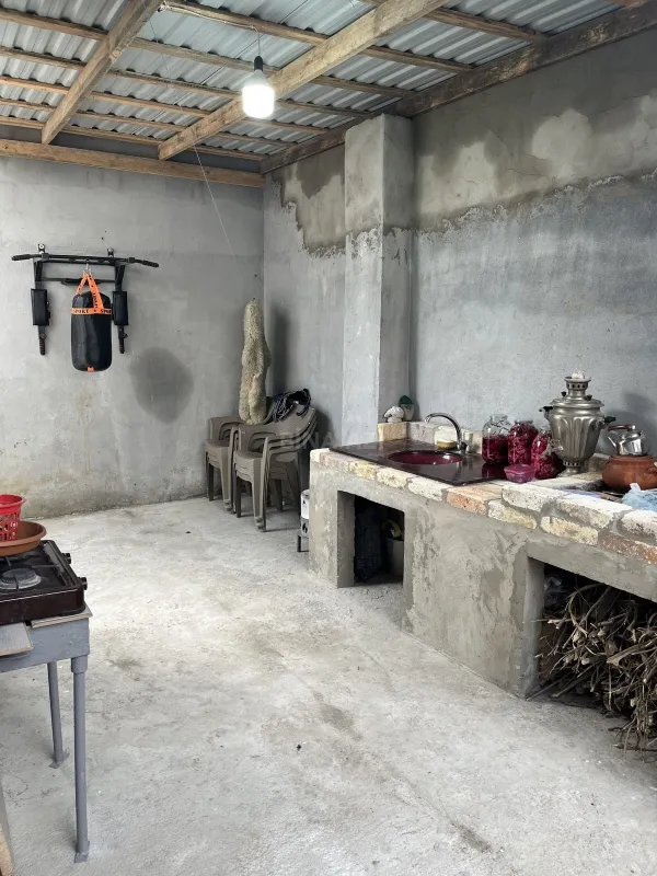 Satılır 4 otaqlı həyət evi 140 m²