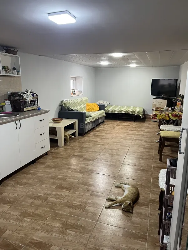 Satılır 4 otaqlı həyət evi 140 m²