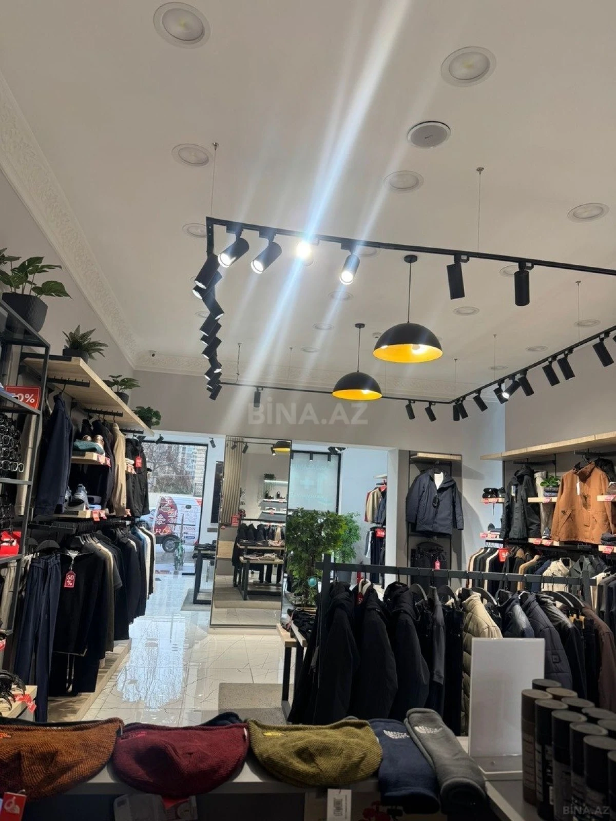 Satılır obyekt 125 m²