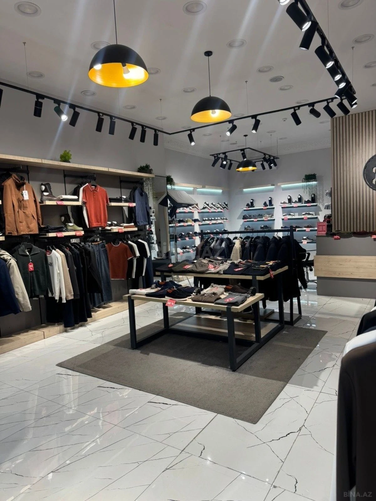 Satılır obyekt 125 m²