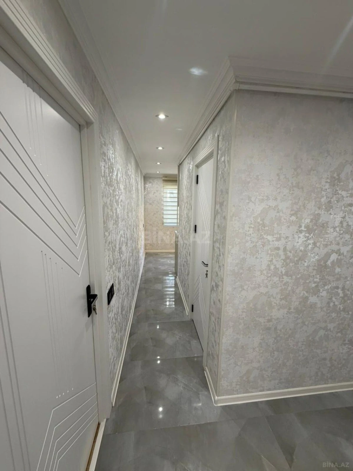 Satılır 3 otaqlı mənzil 87 m²